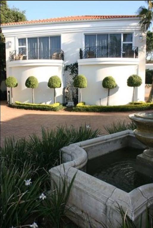 Luxury Beach Apartments Amanzimtoti Esterno foto